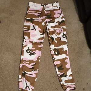 NWOT Ladies Pink Camo Jogger Pants sz L